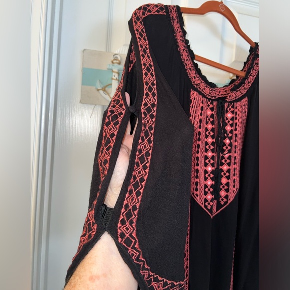 INC Black Embroidered Boho/Peasant Top Sz 1X - Picture 3 of 8
